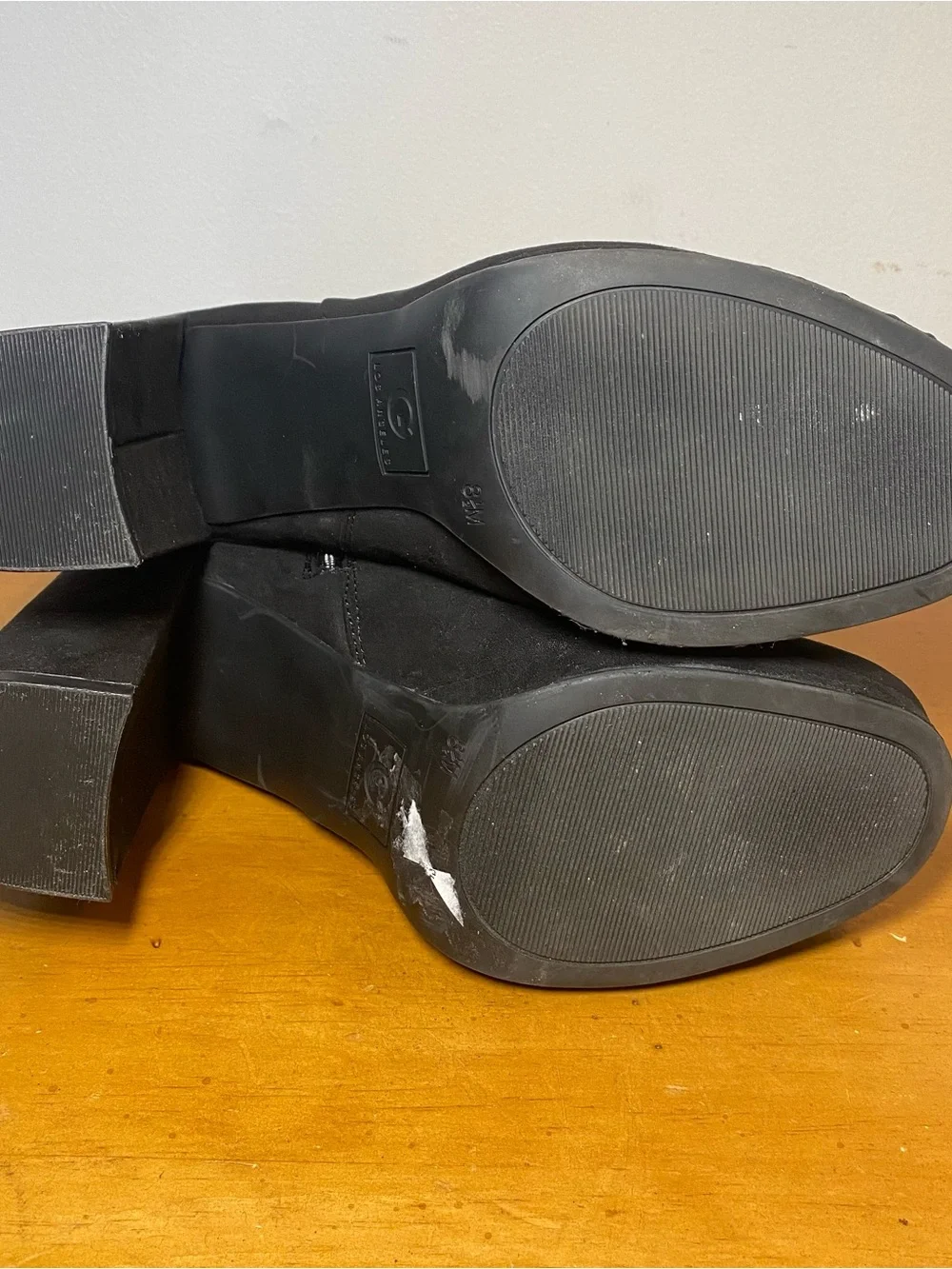 Women’s 8.5 Black Faux Suede Block 4.5” High Heeled Side Zip Ankle Booties Boots